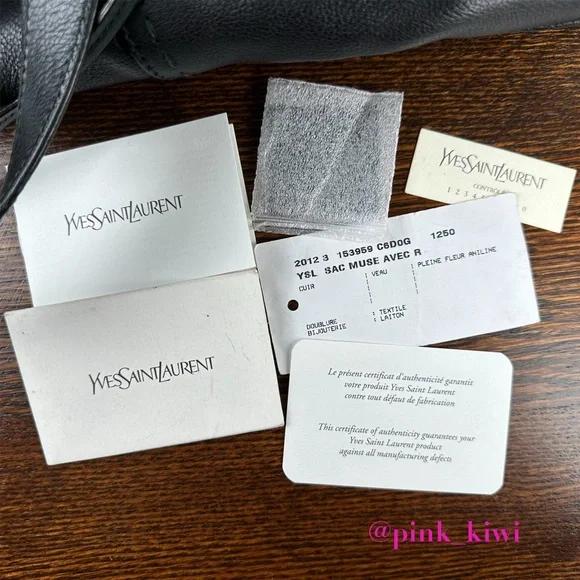 ⬇️REDUCED❗️Yves Saint Laurent Oversized Muse Bag - Picture 16 of 17